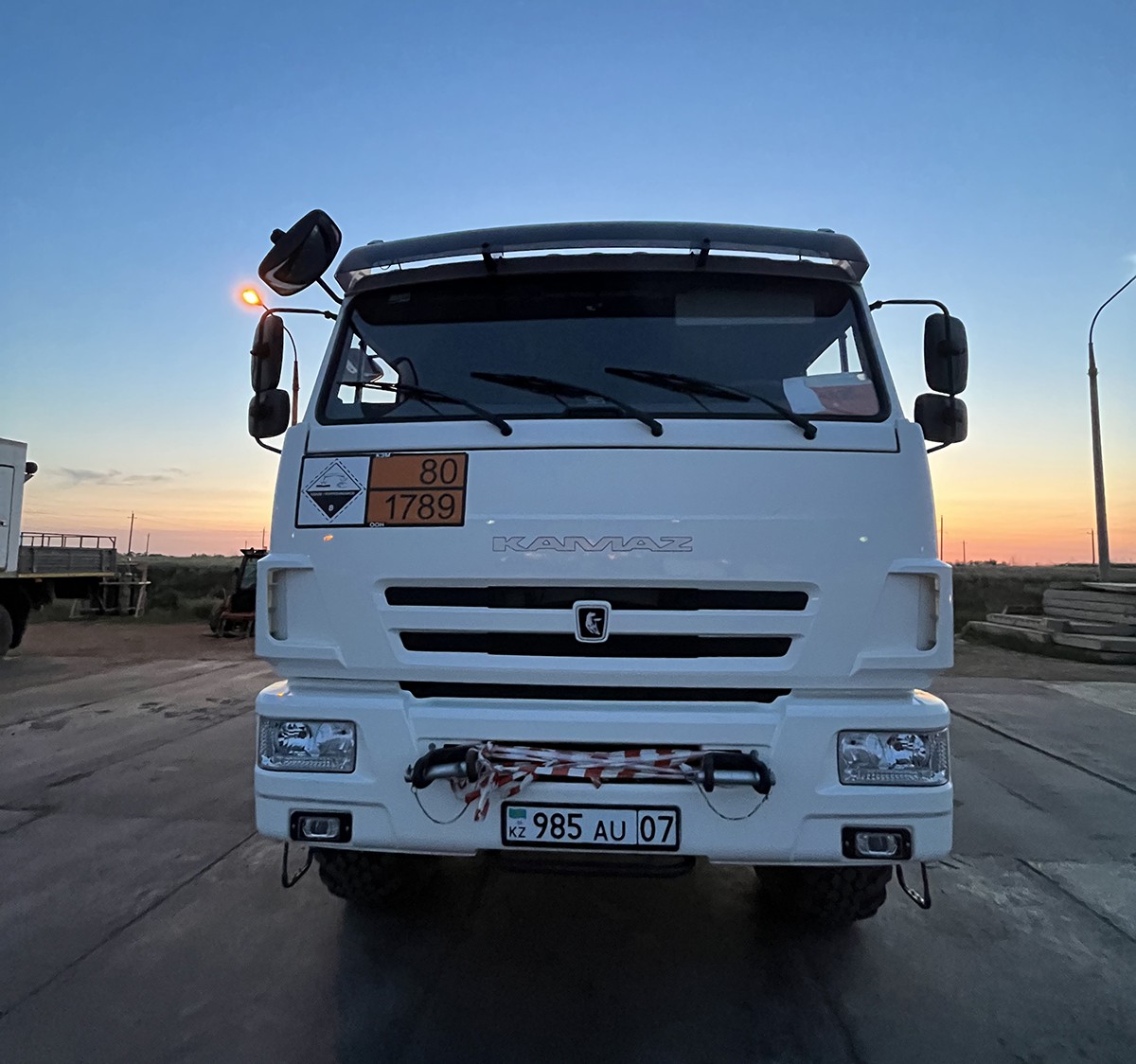 КамАЗ-43118 УНЦ-125