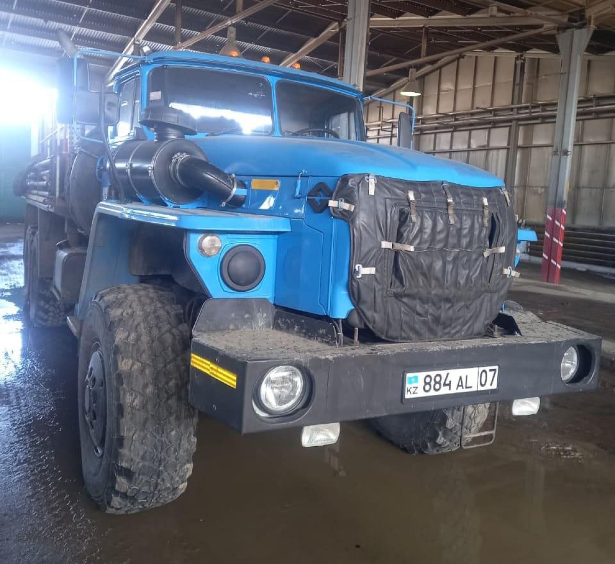 УРАЛ-4320