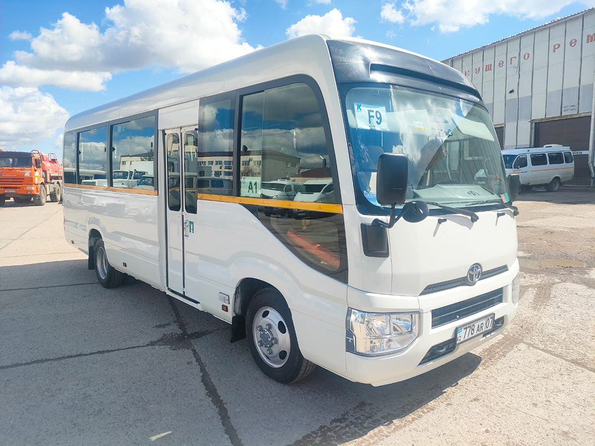 Toyota Coaster